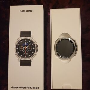 Samsung Galaxy Watch 6 Classic - Silver and Black